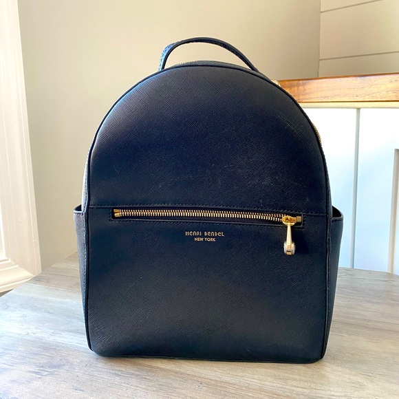 henri bendel Handbags - Henri Bendel W 57th black leather backpack